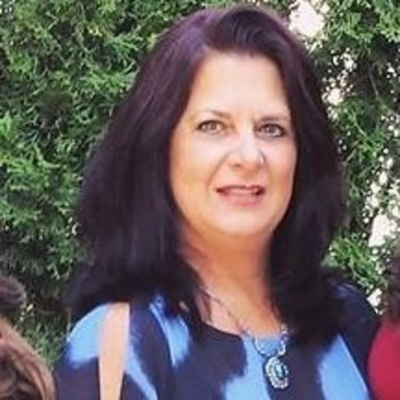 Meet your Posher, Addie - Picture 1 of 1